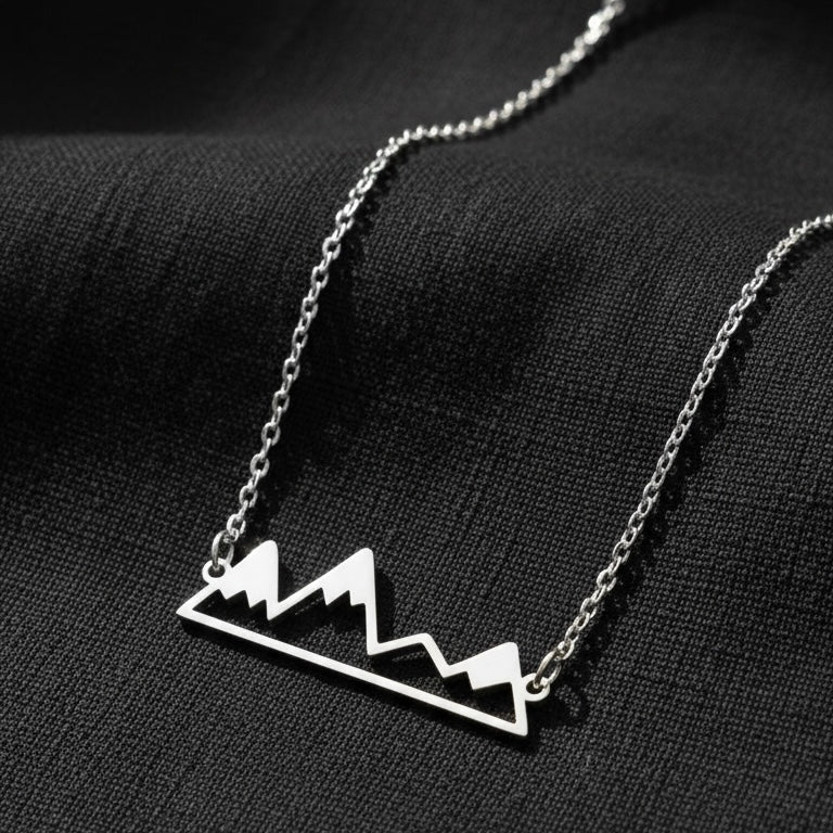 Koryfés Silver Necklace